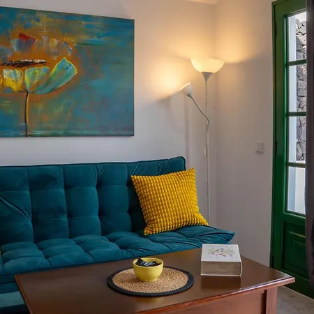 Little Milli 68 A2 *